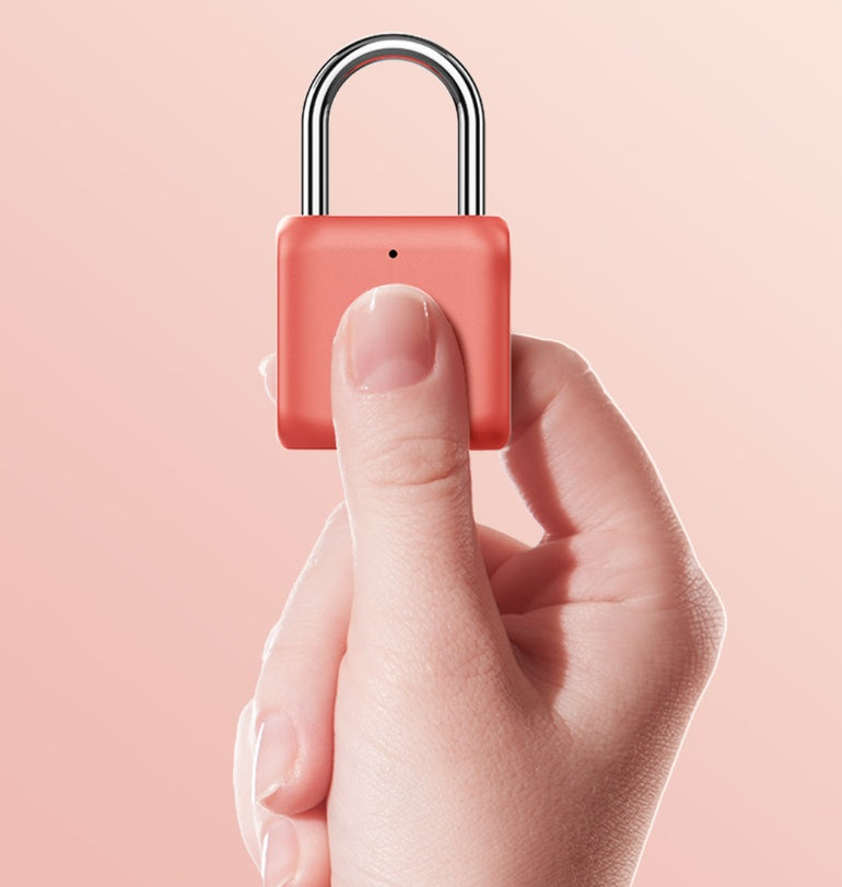 Compact Fingerprint Padlock — 360° Scanning
